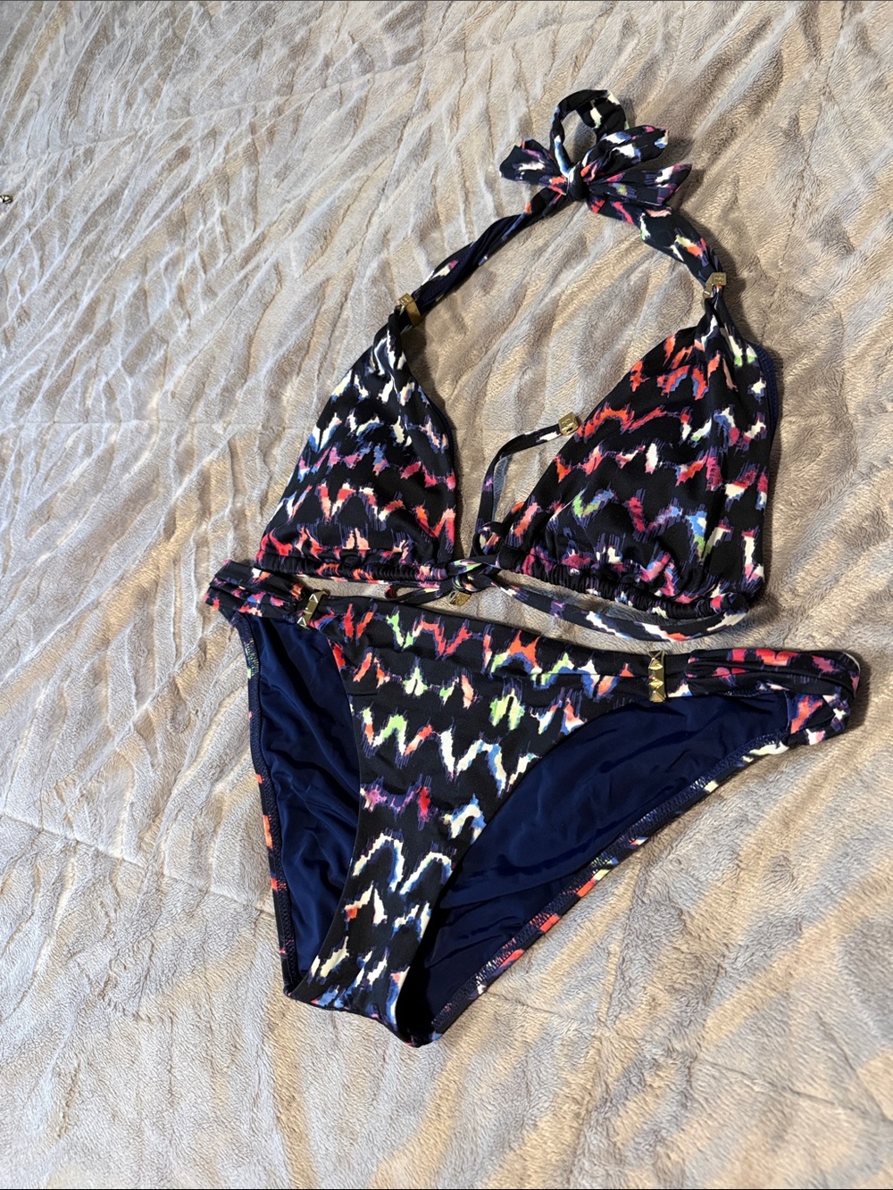 Source Unknown Black Multicolor Patterned Triangle Bikini